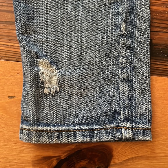 NWT Ripped Jeans - Picture 4 of 7